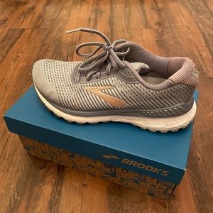 Brooks Adrenaline GTS 20-womens